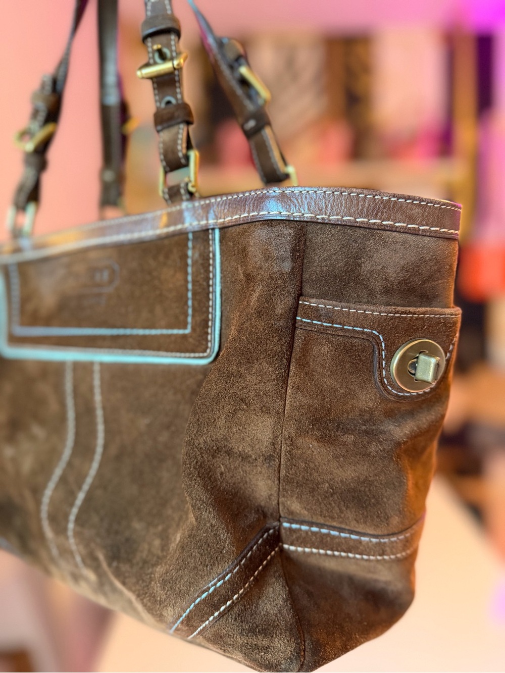 🤎 Vintage Coach Brown Suede Turnlock Tote Shoulder Bag Aqua Blue Lining Leather - Picture 14 of 17